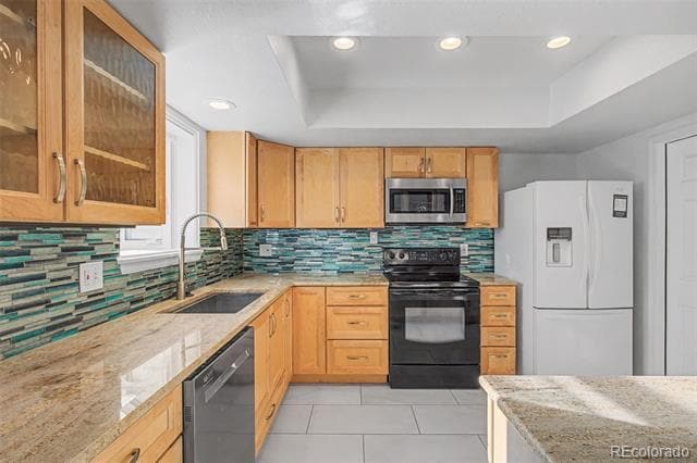 Building Photo - 13743 E Marina Dr
