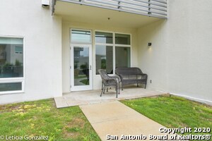 Building Photo - 17902 La Cantera Pkwy