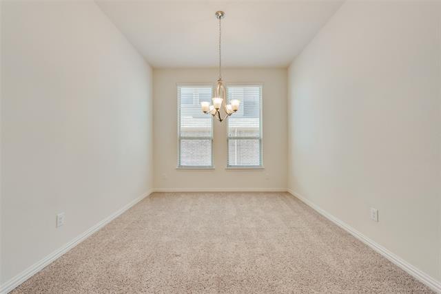 Building Photo - 828 Skytop Dr