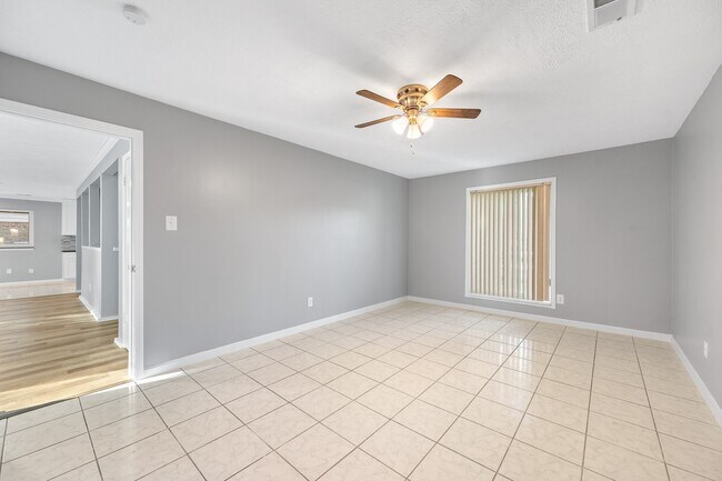 Building Photo - 1363 Westgreen Blvd
