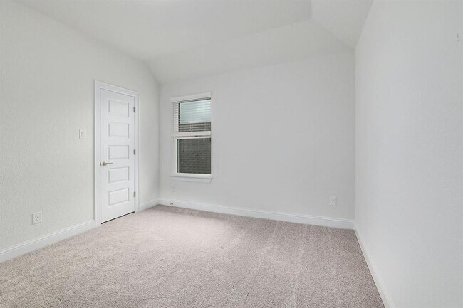 Building Photo - 2040 Base Burner Path