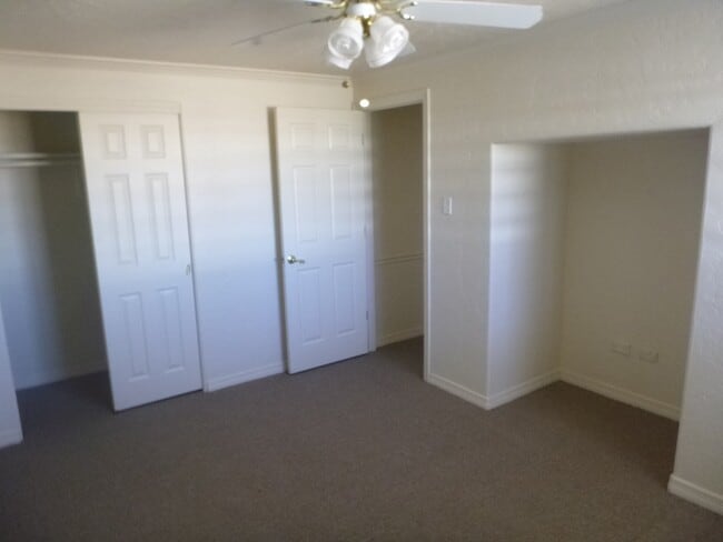 Building Photo - CHEESMAN PARK! TWO STORY CONDO! ADDITIONAL...