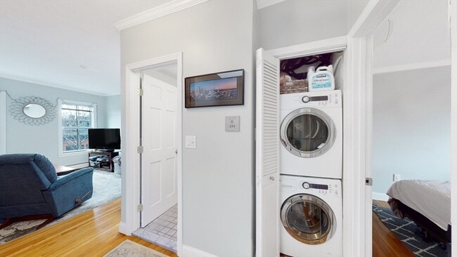 Building Photo - 143 W Canton St