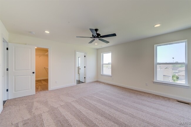 Building Photo - 2025 Maryland Oaks Cir