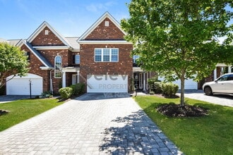 Building Photo - 2903 Triple Notch Ct