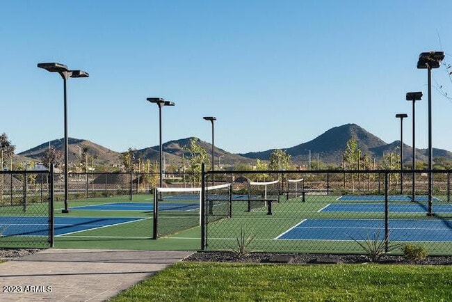 Building Photo - 2029 W Kinfield Trail