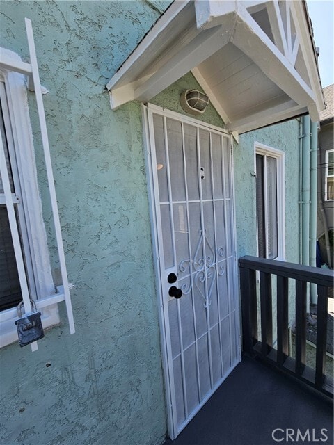 Building Photo - 440 W 8th St