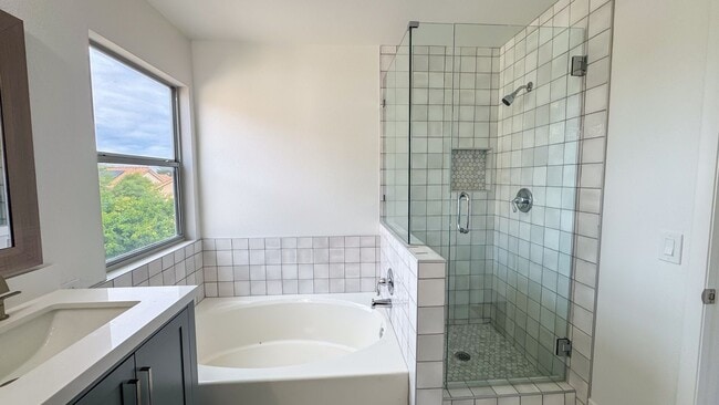 Building Photo - 3-Bed, 2.5-Bath Summerlin Home with Modern Upgrades & Upstairs Laundry