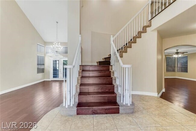 Building Photo - 7 Crown Valley Dr