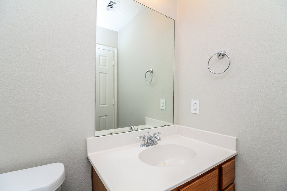 Building Photo - 2309 Raven Ct