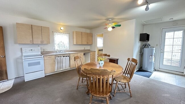 Building Photo - 26748 Mcmahan