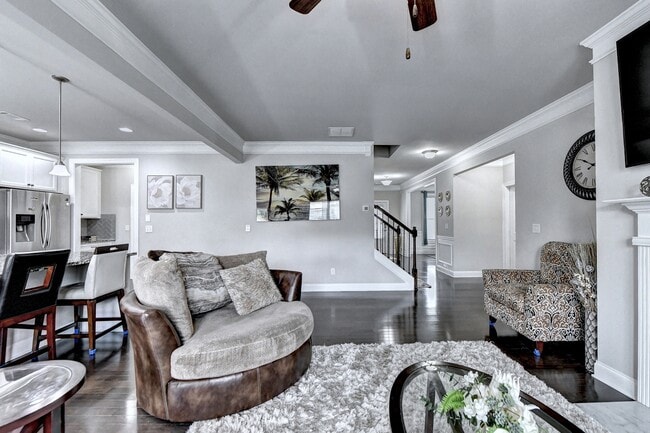 Building Photo - 1958 Lakeview Bend Way