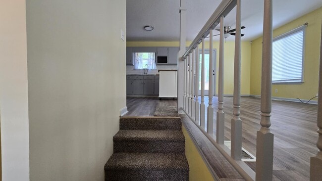 Building Photo - 22 Smokey Creek Cove