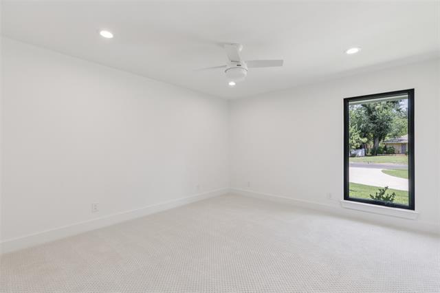 Building Photo - 4042 Mendenhall Dr