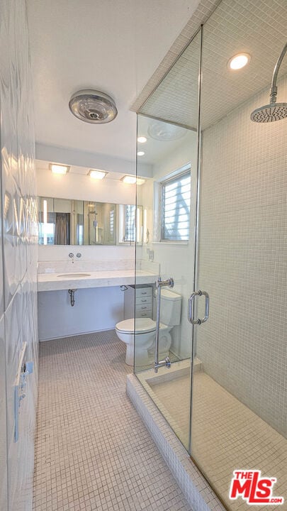 Building Photo - 8895 Appian Way