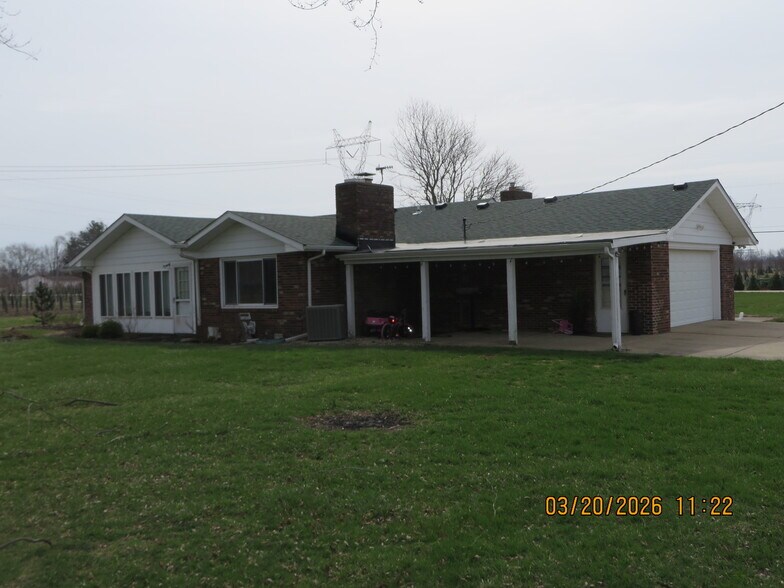 Building Photo - 1348 W 550 S