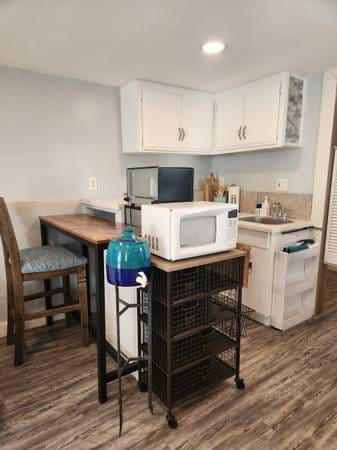 Building Photo - 1321 Myra Ct