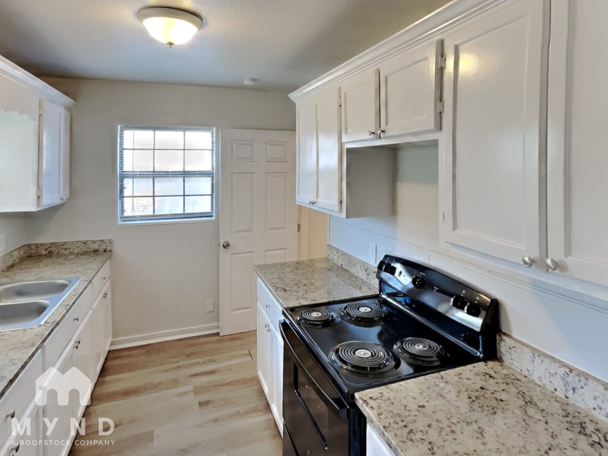 Building Photo - 1721 Whiting Dr