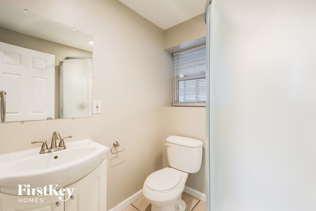 Building Photo - 1244 Marchi Dr