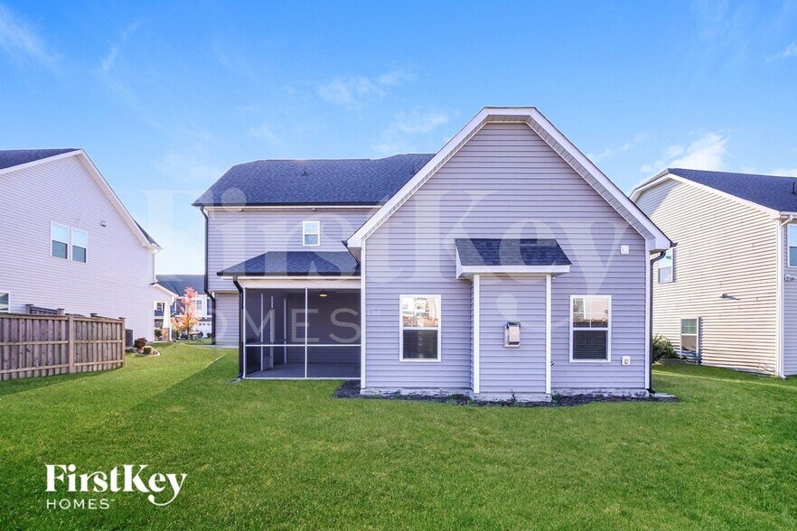 Building Photo - 499 Royal Oak Ln