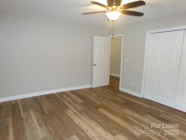 Building Photo - 40119 NC-740