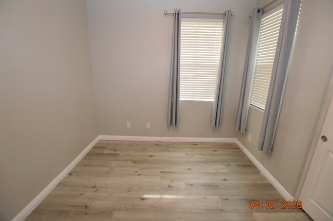 Building Photo - 6796 W Oak Mist Ave