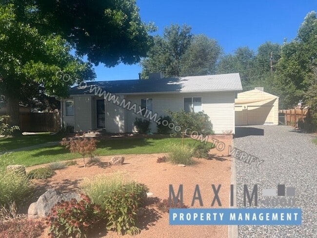 Building Photo - 323 N Mulberry St