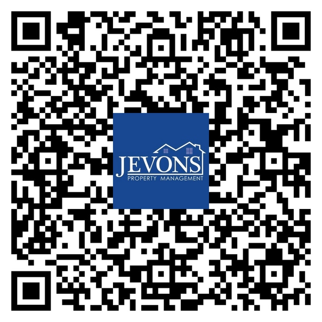 Building Photo - Cozy 4-bedroom home with a fully equipped ...