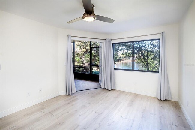 Building Photo - 2411 Gallery View Dr