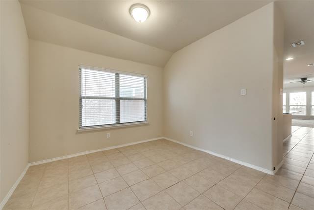 Building Photo - 4721 Lazy Oaks St