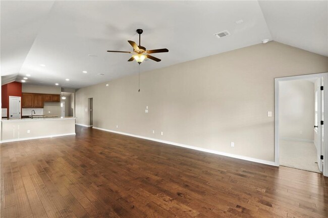 Building Photo - 2913 Consuelo Wy