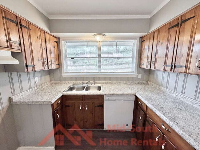 Building Photo - 4349 Newton Dr