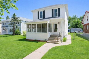 Building Photo - 346 Cleveland Ave N