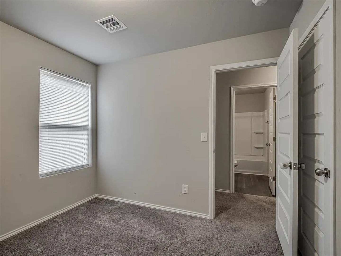 Building Photo - 11609 NW 95th St