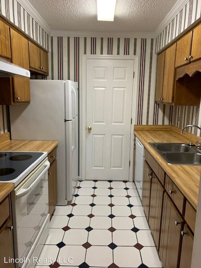 Building Photo - 2 br, 1 bath House - 442 Heritage Place