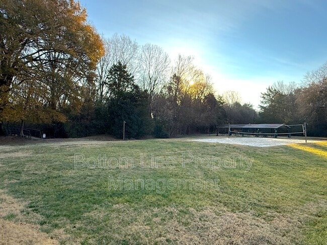 Building Photo - 13446 Cassington Ct