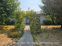 Building Photo - 3-Bedroom House on Corner Lot Available Now!