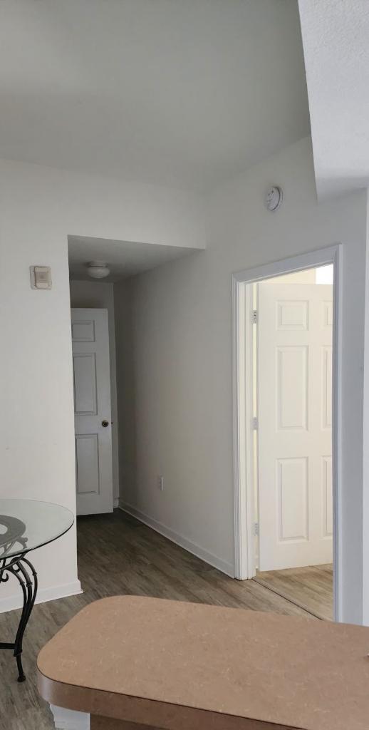 Building Photo - 420 S Villa San Marco Dr