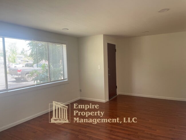 Building Photo - 4950 Barger Dr