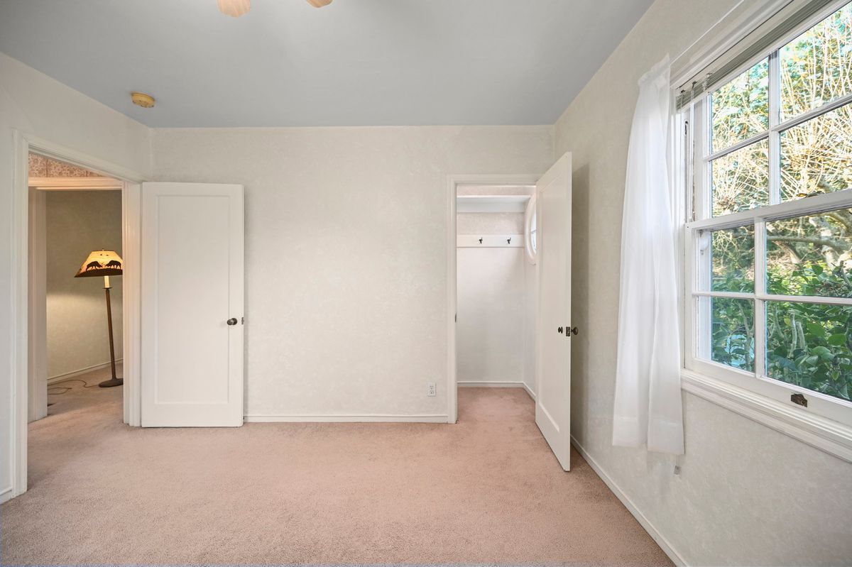 Building Photo - 4055 Marianne Dr