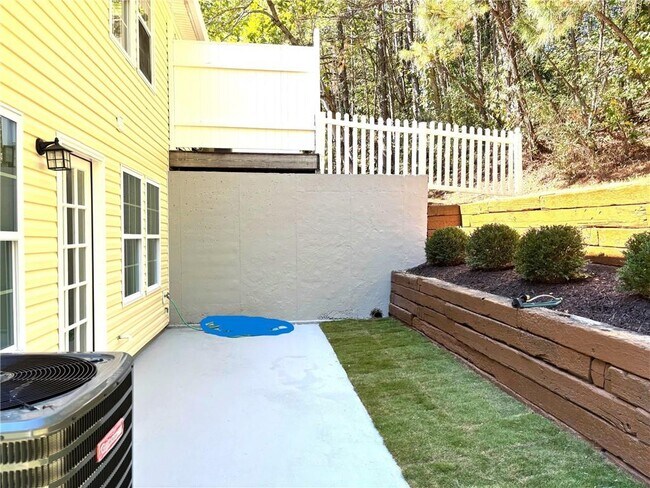 Building Photo - 895 Brickleridge Ln SE