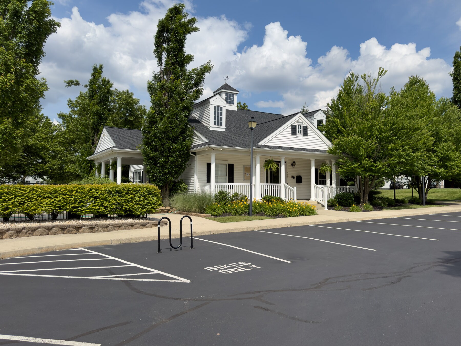 Building Photo - 942 Nittany Ct