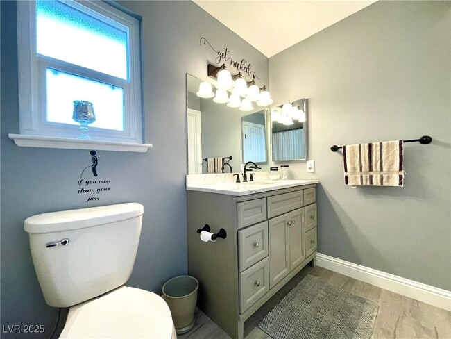 Building Photo - 2246 Windsor Dr