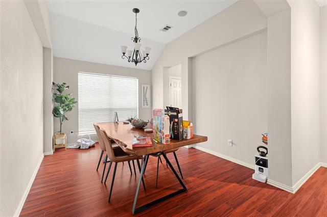 Building Photo - 2605 Swan Dr