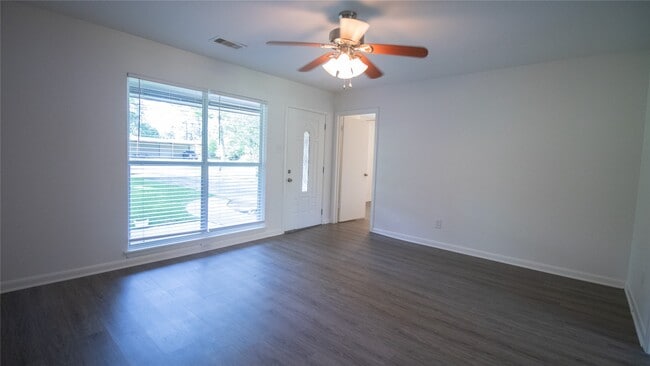 Building Photo - 322 Broad Ripple Dr