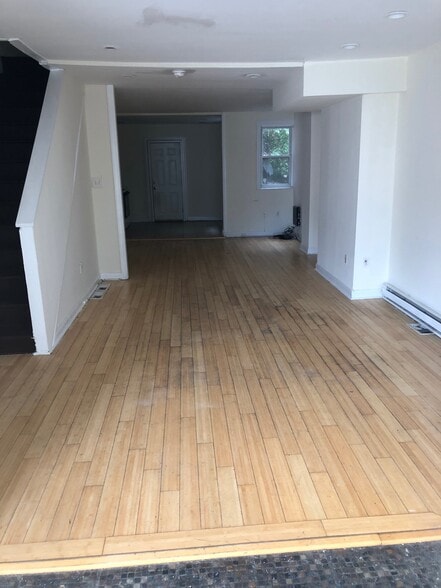 Building Photo - 5313 Willows Ave