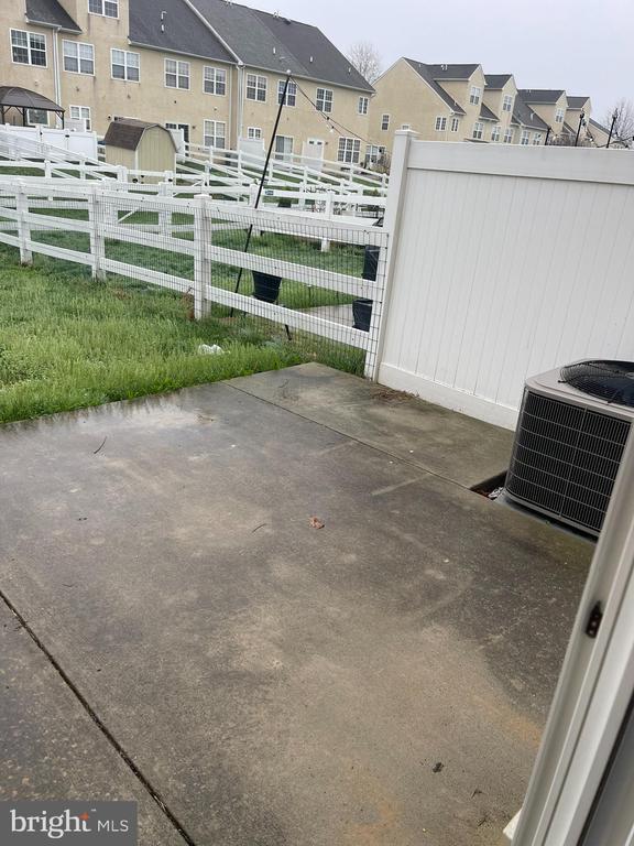 Building Photo - 231 Wilmore Dr