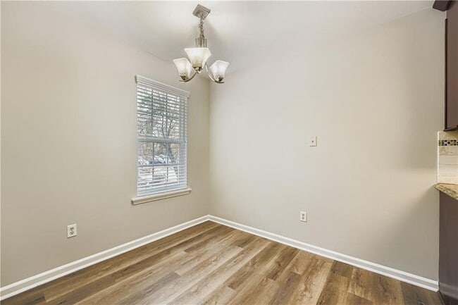 Building Photo - 1699 Cedar Bluff Way