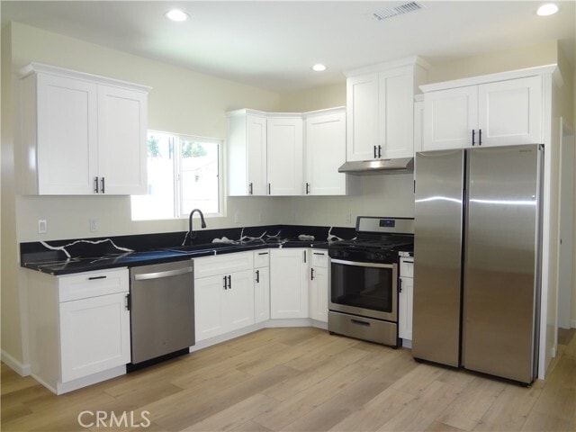 Building Photo - 1717 2nd St