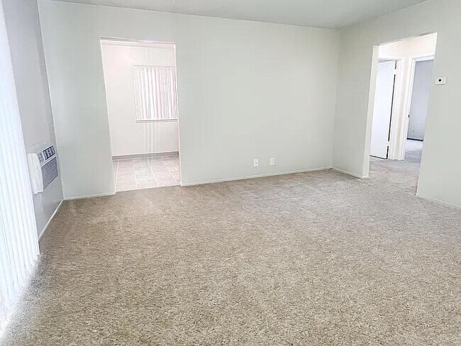 Building Photo - 5330 Monterey Rd